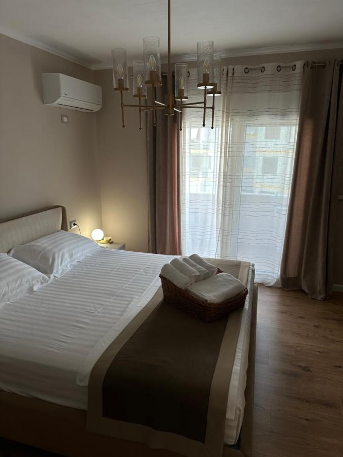 Eja Apartment 3 Tirana Exterior photo